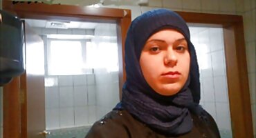 ảnh sex tq Cô ấy hút vòi nước của một người đàn ông. sieusex