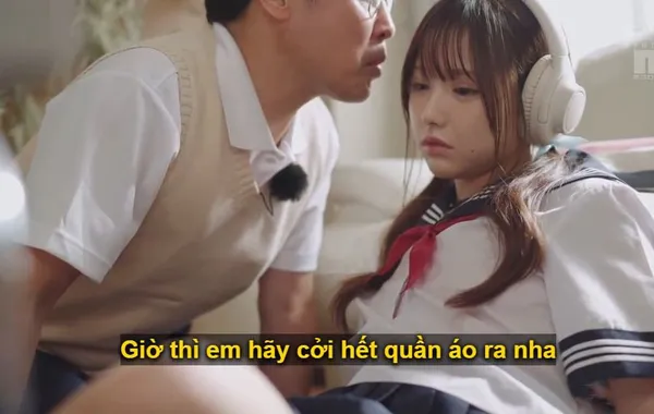 ảnh sex lộ Gã cạnh nhà giả làm thầy giáo thôi miên em nữ học sinh để giở trò đồi bại